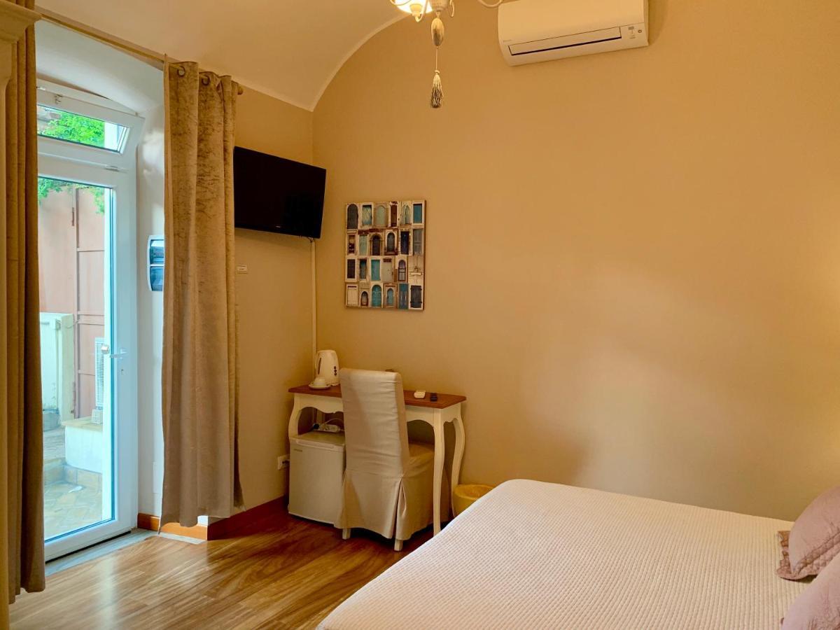 Cernaia Room La Spezia Kültér fotó
